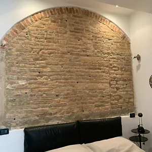 Casa Manuela Non Turisti Ma Ospiti Apartment Chioggia